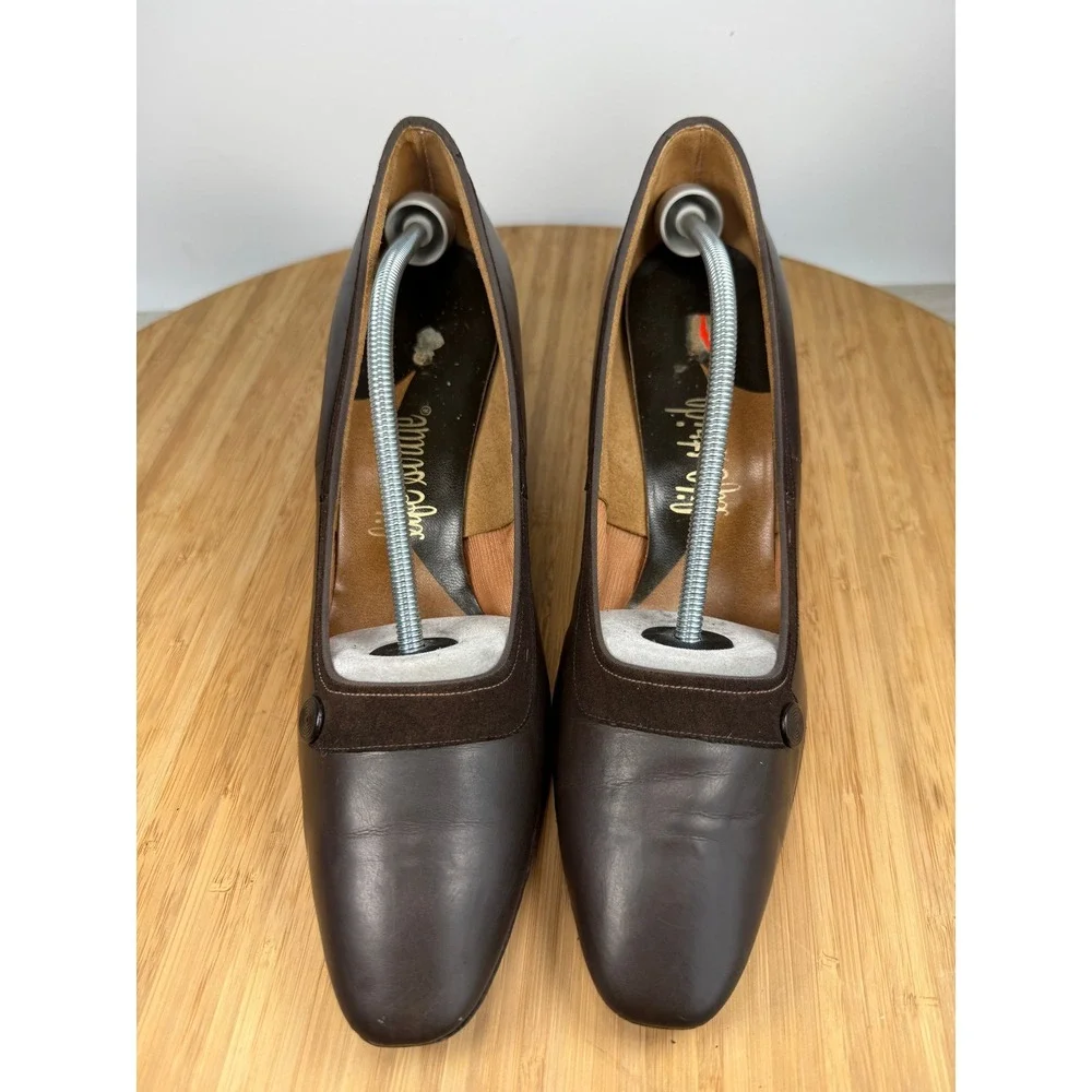 Life Stride Sz 10 Vintage 80s Brown Leather Suede Trim Button Pointy Toe Pumps
